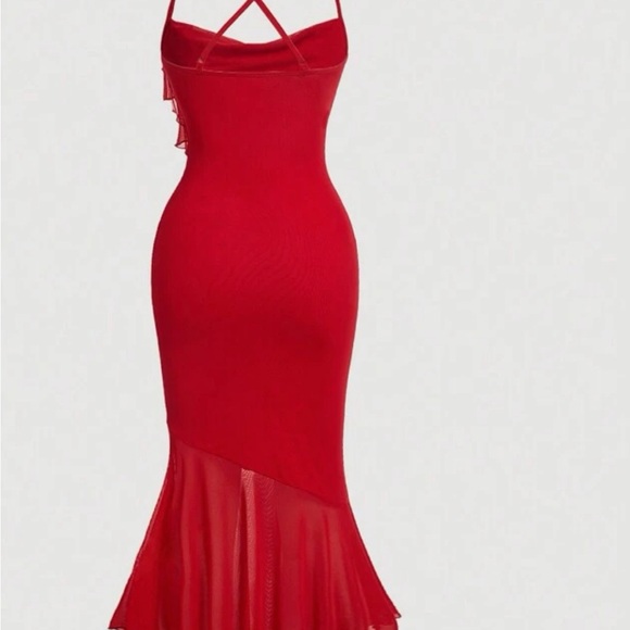 Beautiful midi red dress! - Picture 3 of 3